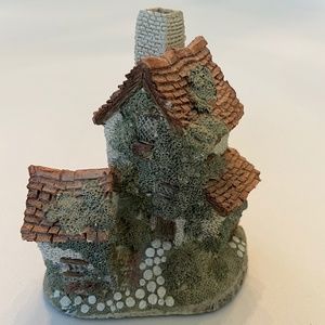 David Winter Ivy Cottage